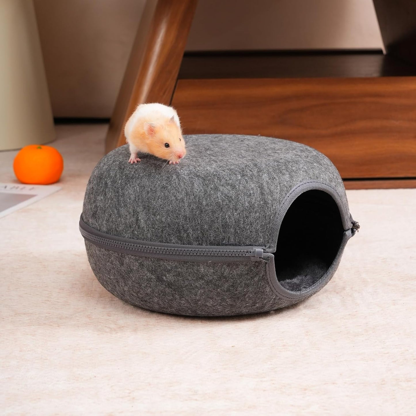 Guinea Pig Hideout, Double Function Guinea Pig Bed with 2 Soft Cushions, Small Animal Cage Accessories for Guinea Pigs, Hamsters, Hedgehogs, and Ferrets