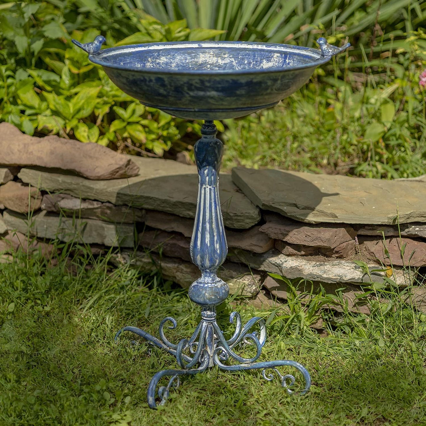 Zaer Ltd. Pedestal Style Birdbath (Blue)