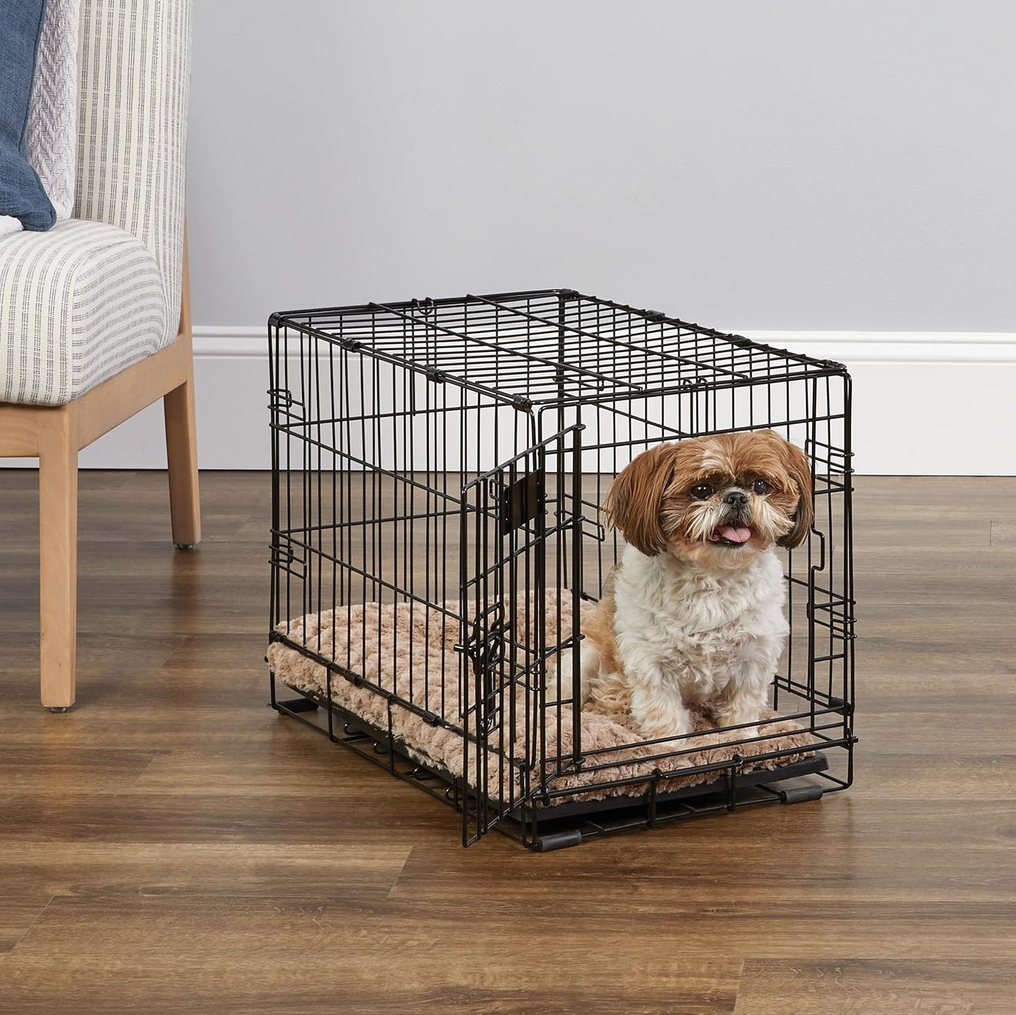 MidWest Homes for Pets 22-Inch iCrate Folding Dog Crate with Divider Panel, Leak-Proof Tray & Secure Latches – Metal Wire Kennel for XS Breeds – Portable, Durable & Easy to Assemble